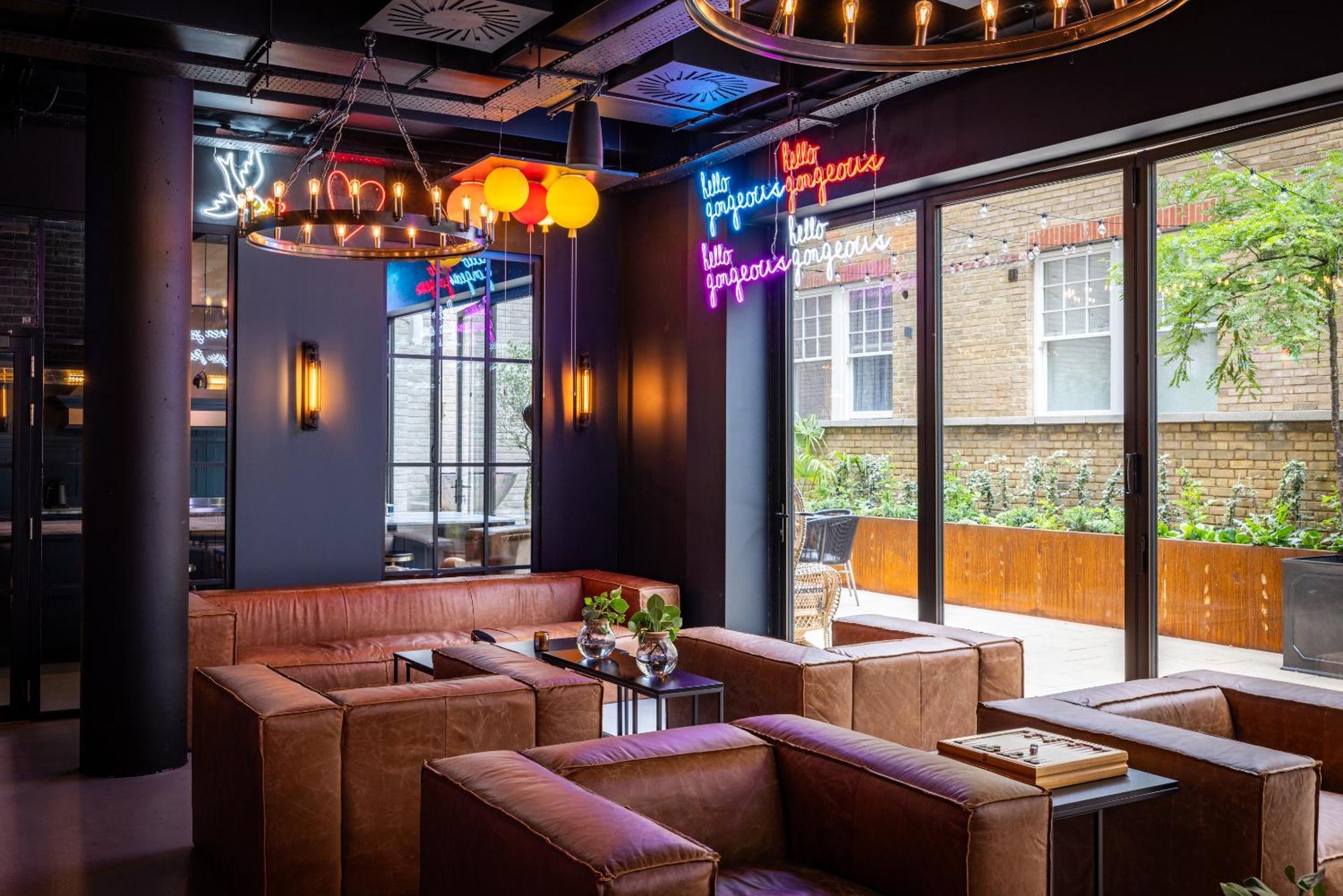 The Haydon By Nestor Apartment Londra Exterior foto